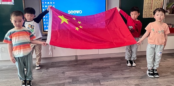 二幼：童心永向党 喜迎二十大