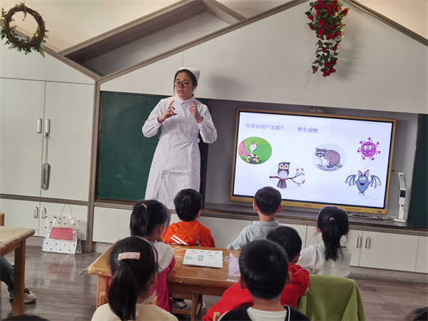 二幼：家长助教进校园 家园携手护健康