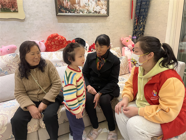 二幼：​入户家访别样情