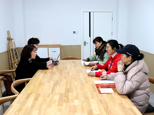 二幼：趣味田径   快乐“童”行