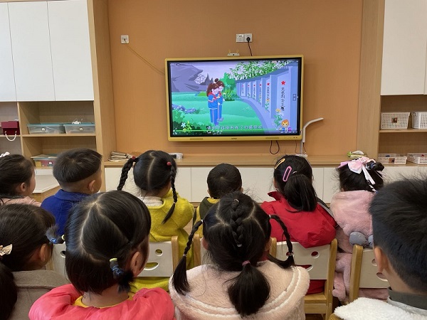 二幼：春雨润于心  清明融于情