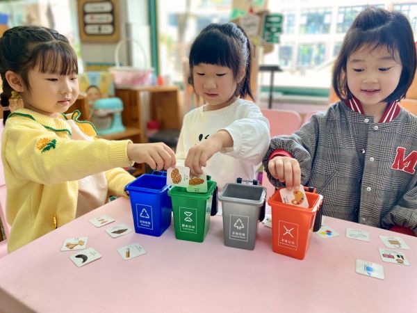 二幼：你我携手   绿色‘童’行