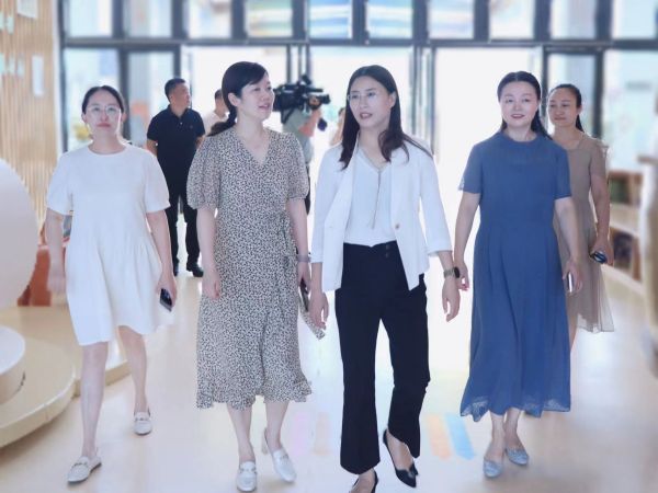 二幼：检查送关爱  护航开学季