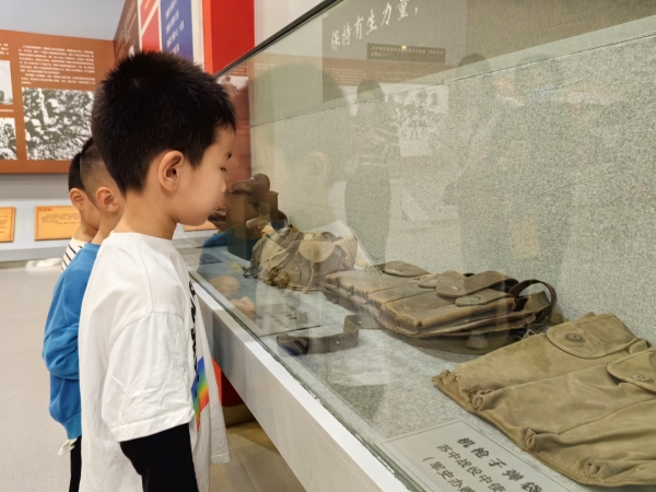 二幼：寻英雄足迹  传红色精神