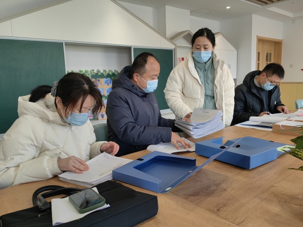 二幼：卫生保健护成长   检查指导促提升