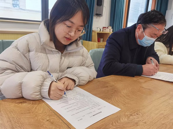 2c735312dfca4a4490147a7e80761dfd.jpg 2c735312dfca4a4490147a7e80761dfd.jpg