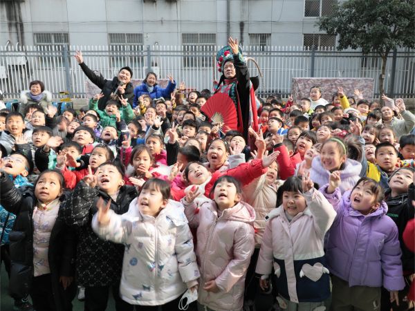 二幼：传统润童心    文化共传承