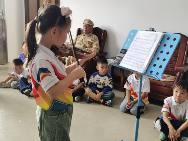 二幼：红色传承   致敬“最可爱的人”