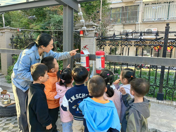 二幼：消防在“童”心   防患于未“燃”