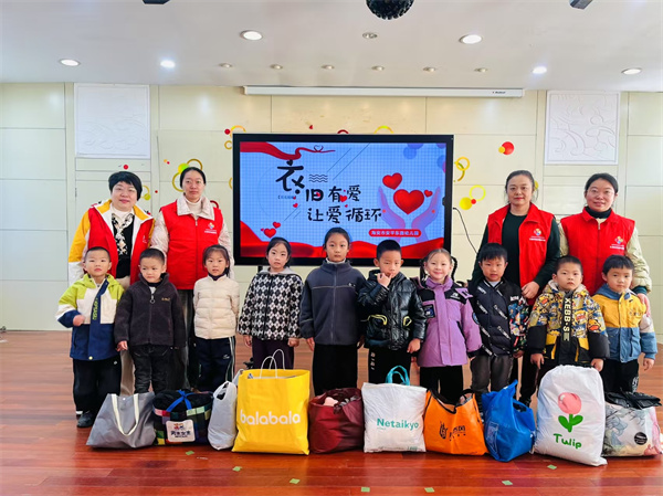 d7a11d9f3ffc41e4b96c4405a9f528b4.jpg d7a11d9f3ffc41e4b96c4405a9f528b4.jpg