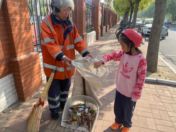  二幼：探劳动之美   享成长之趣