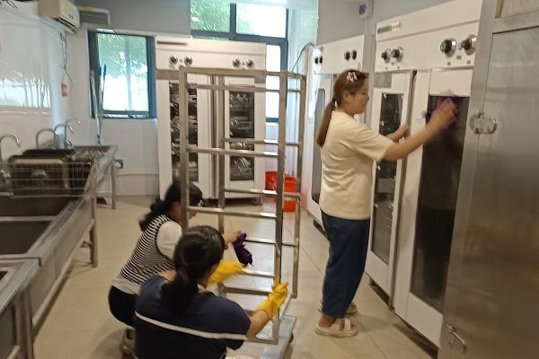 二幼：双措并举，筑牢饮食安全线