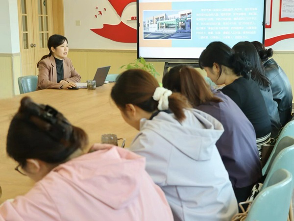 二幼：海略幼教共研 同绘育人新篇