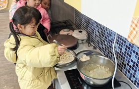 二幼：大雪至 冬趣浓